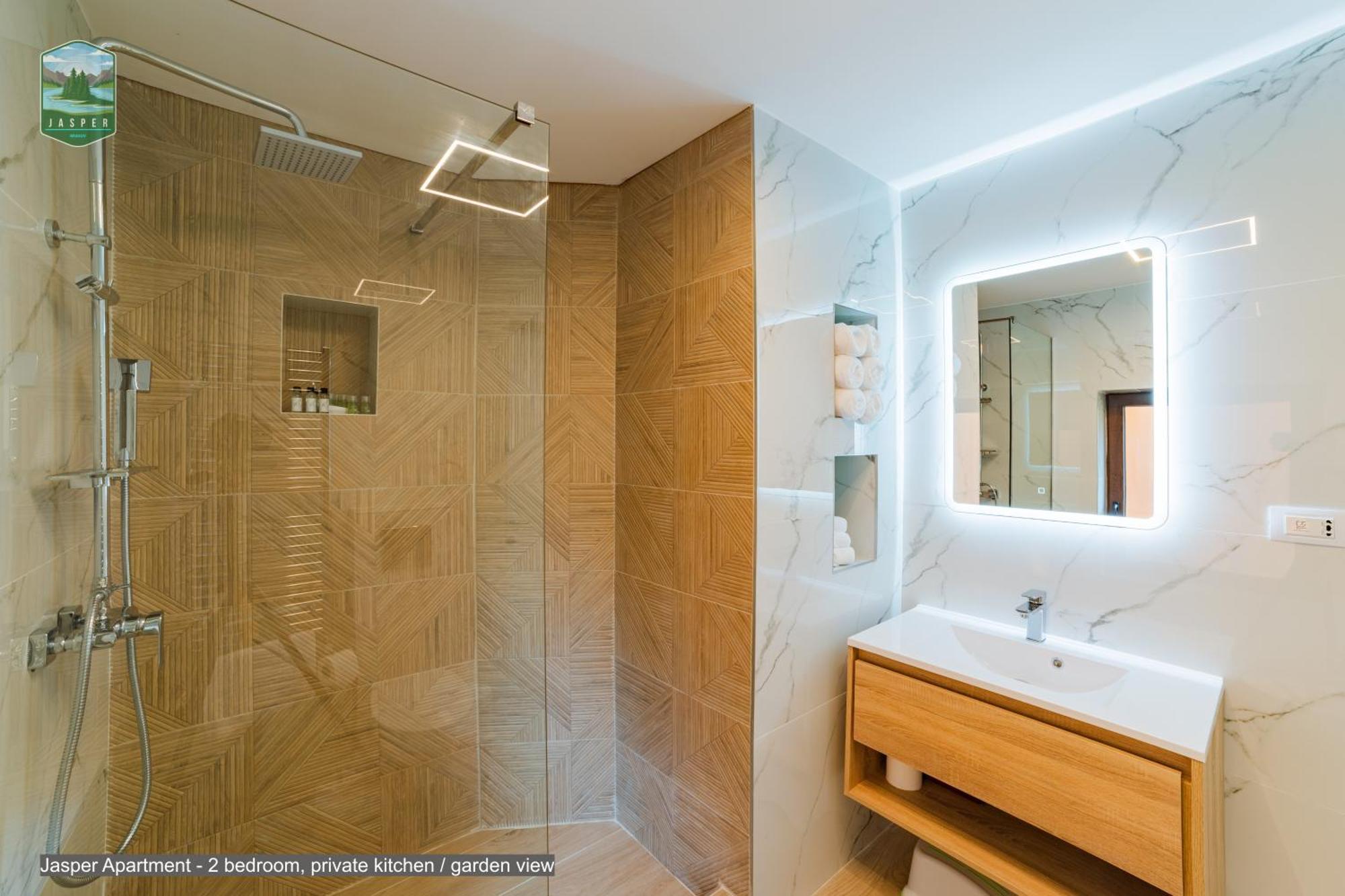 Sierra - Northstar Apartments 브라쇼브 객실 사진